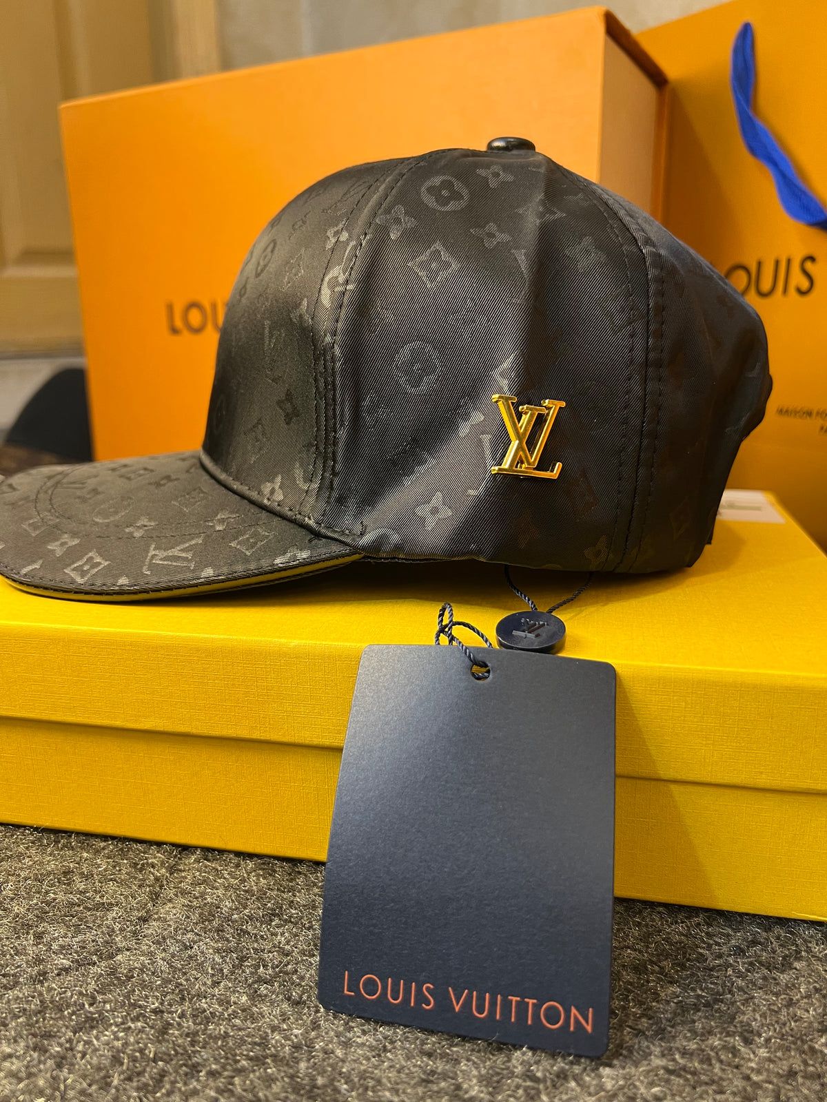 Lv cap