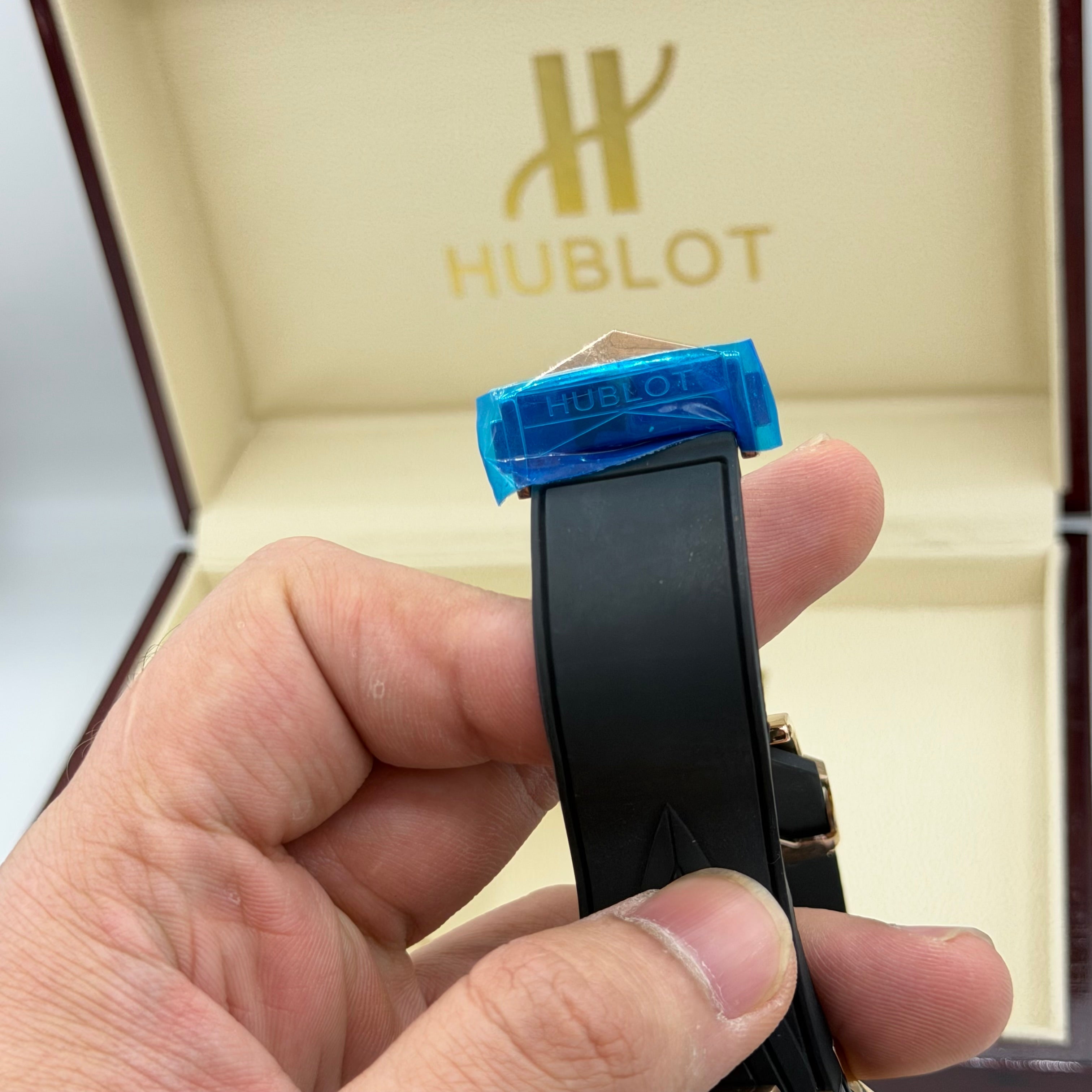 HUB MASTER PLUS WATCH WITH BOX