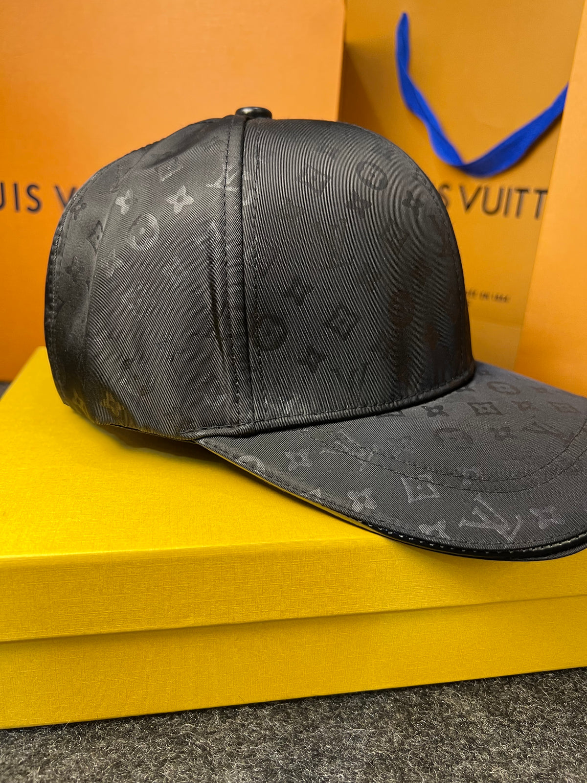 Lv cap