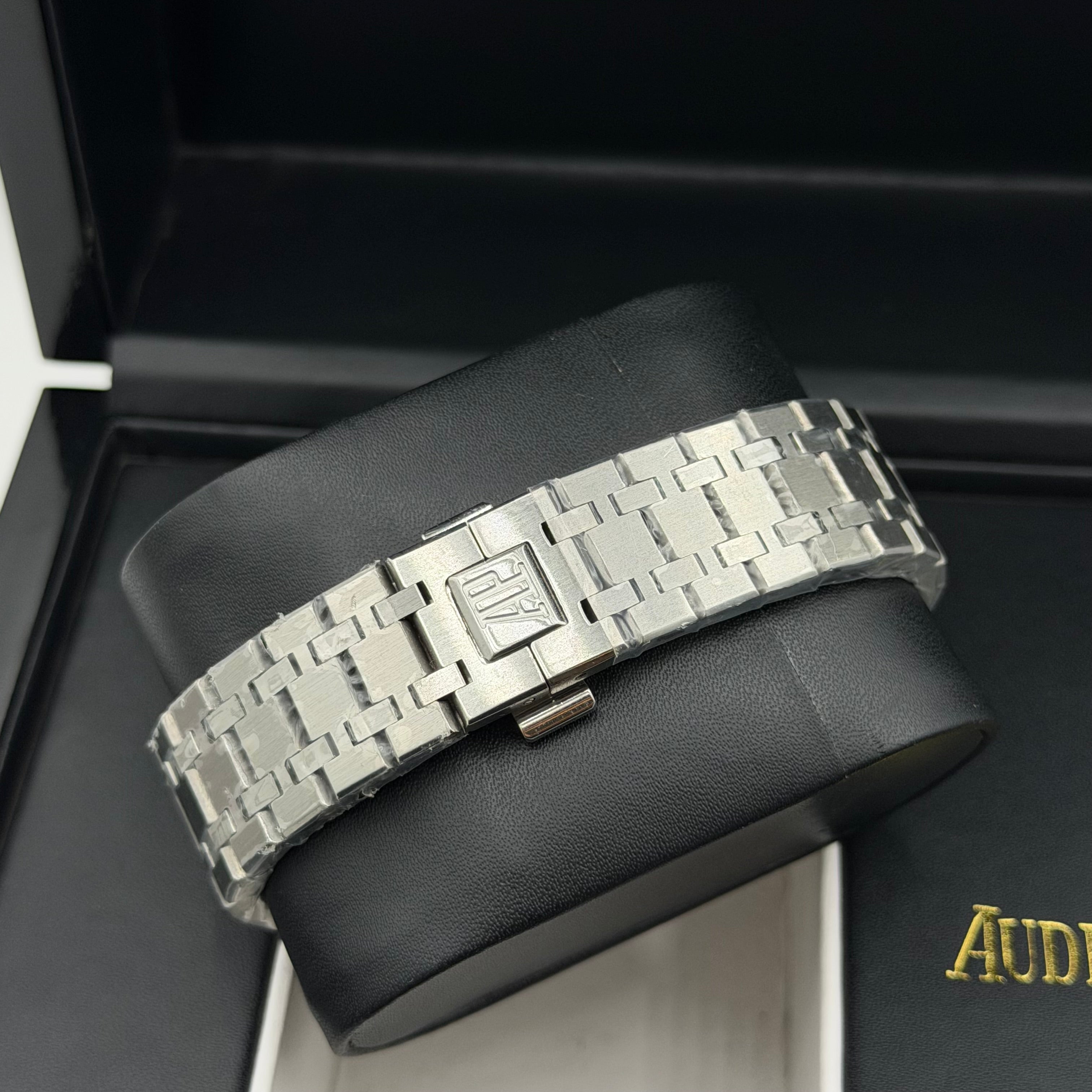 AP MASTER PLUS WATCH AUTOMATIC