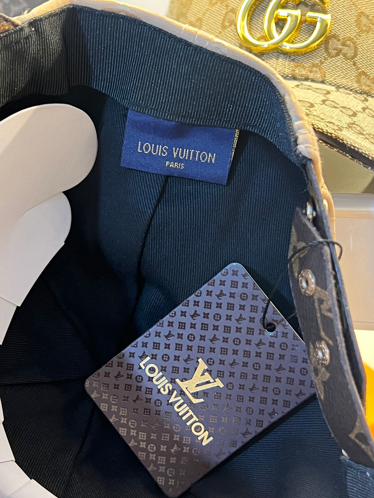 Lv Cap