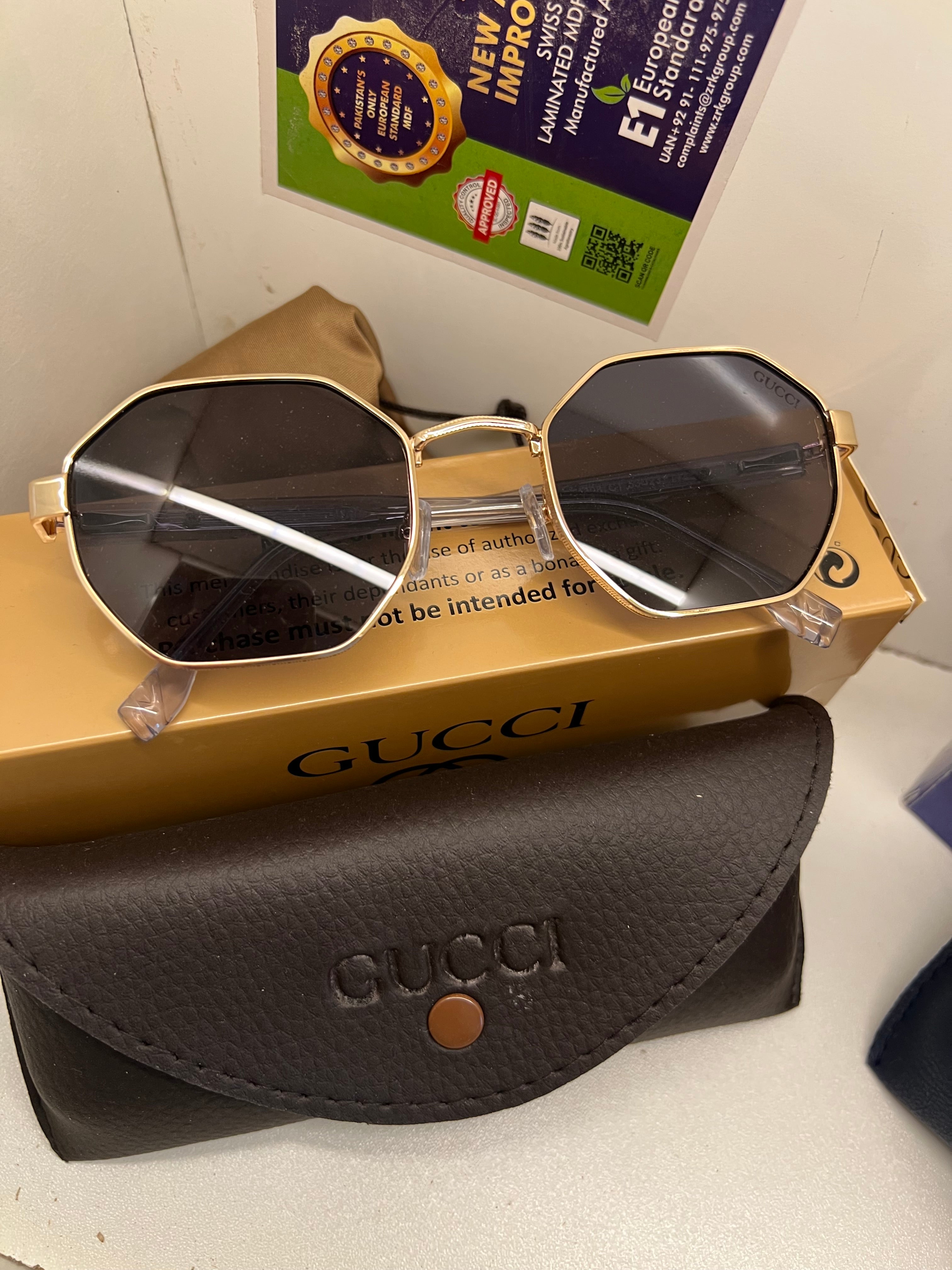 GUCCI GLASSES