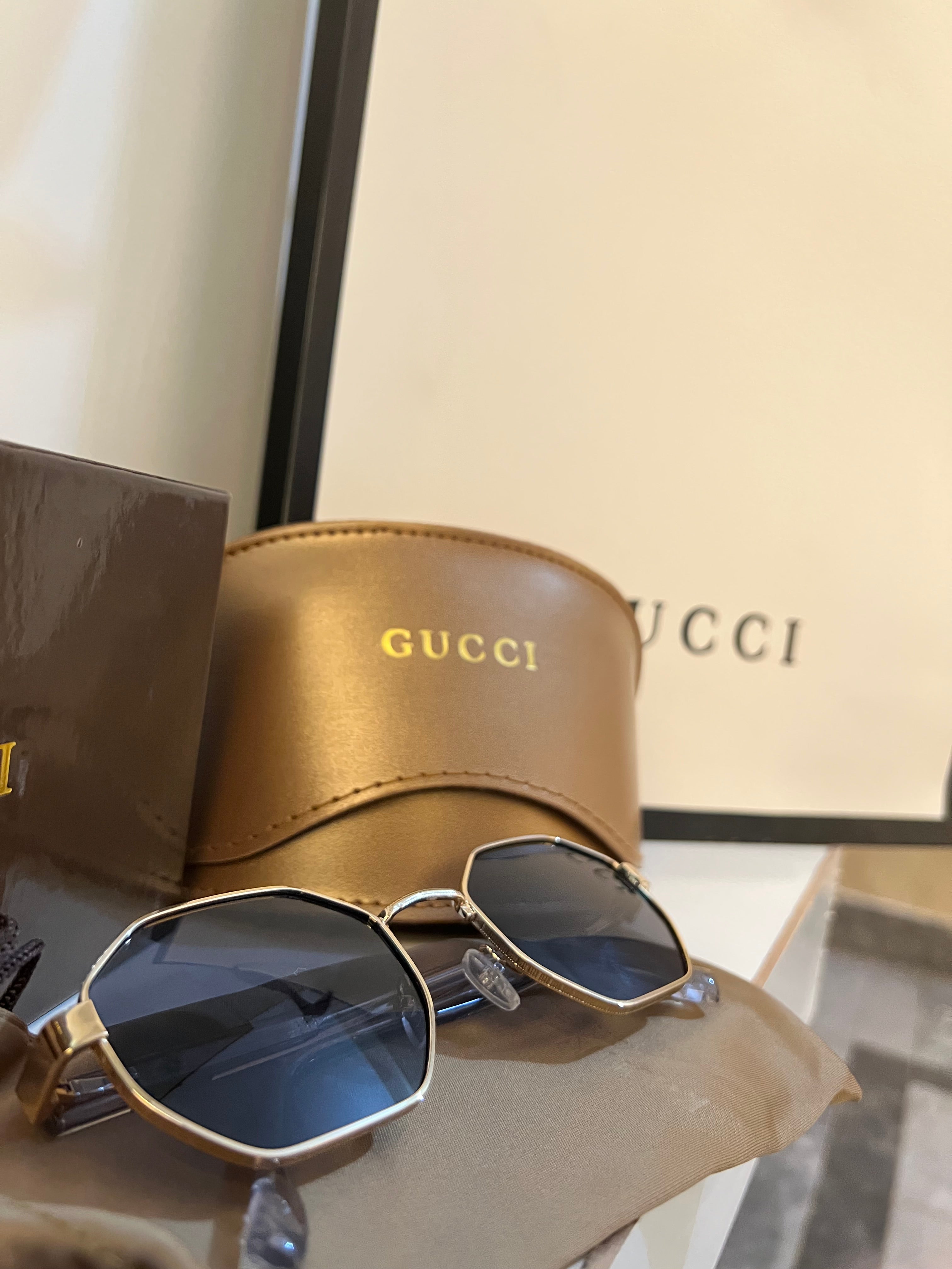 GUCCI GLASSES