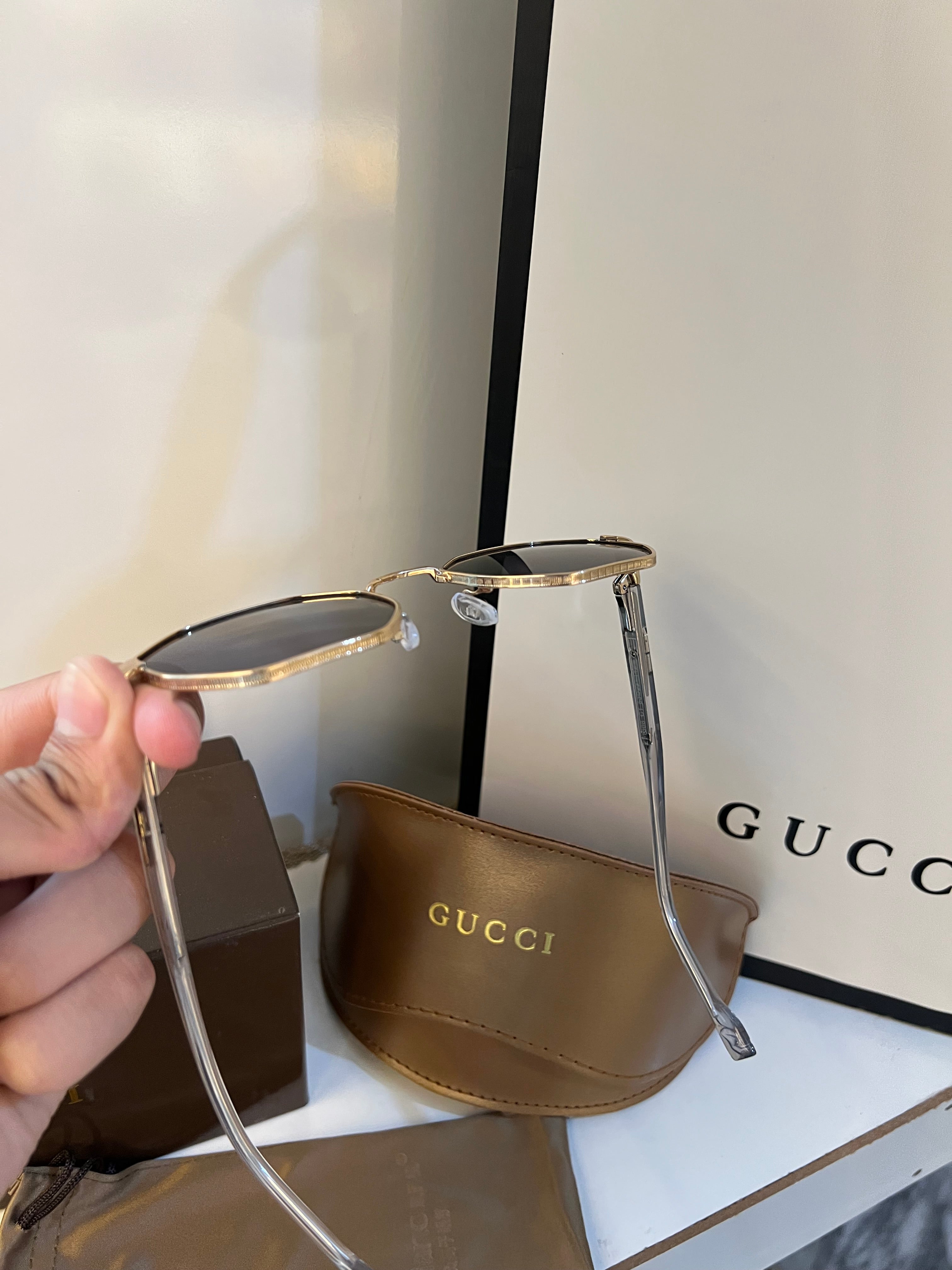 GUCCI GLASSES