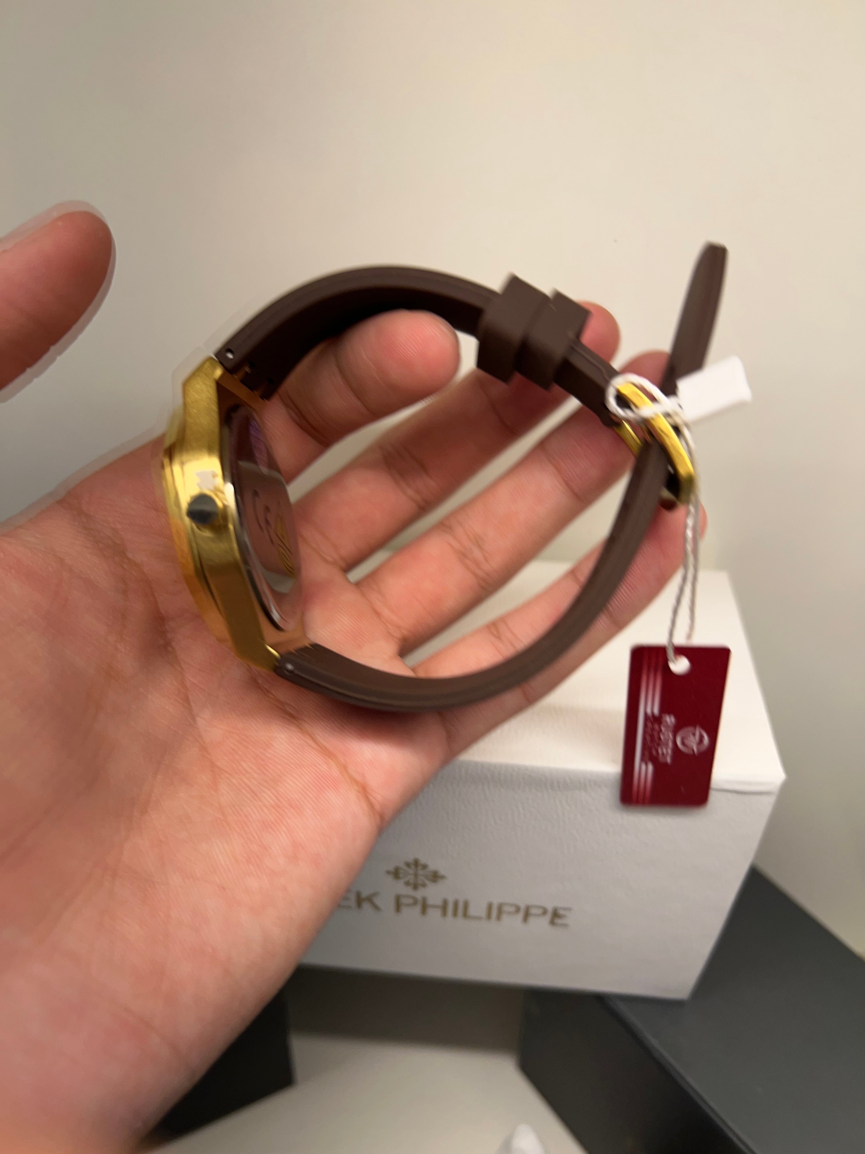 RUSTET WATCH