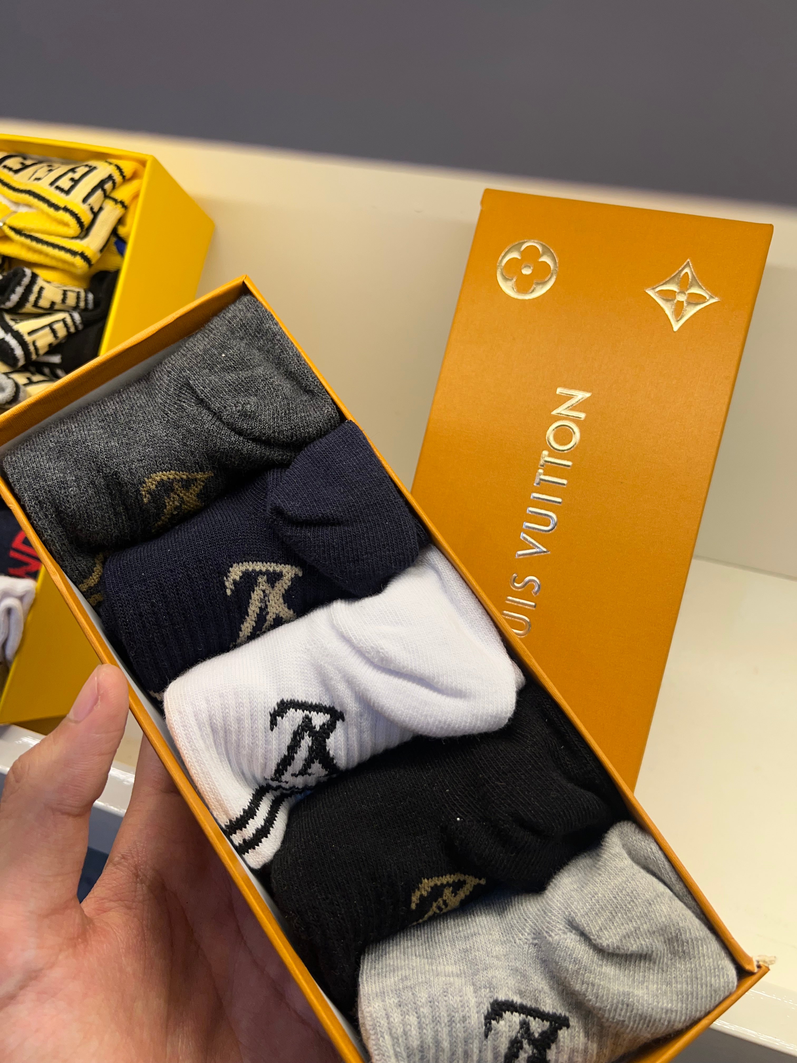 LOUIS VUITTON SOCKS