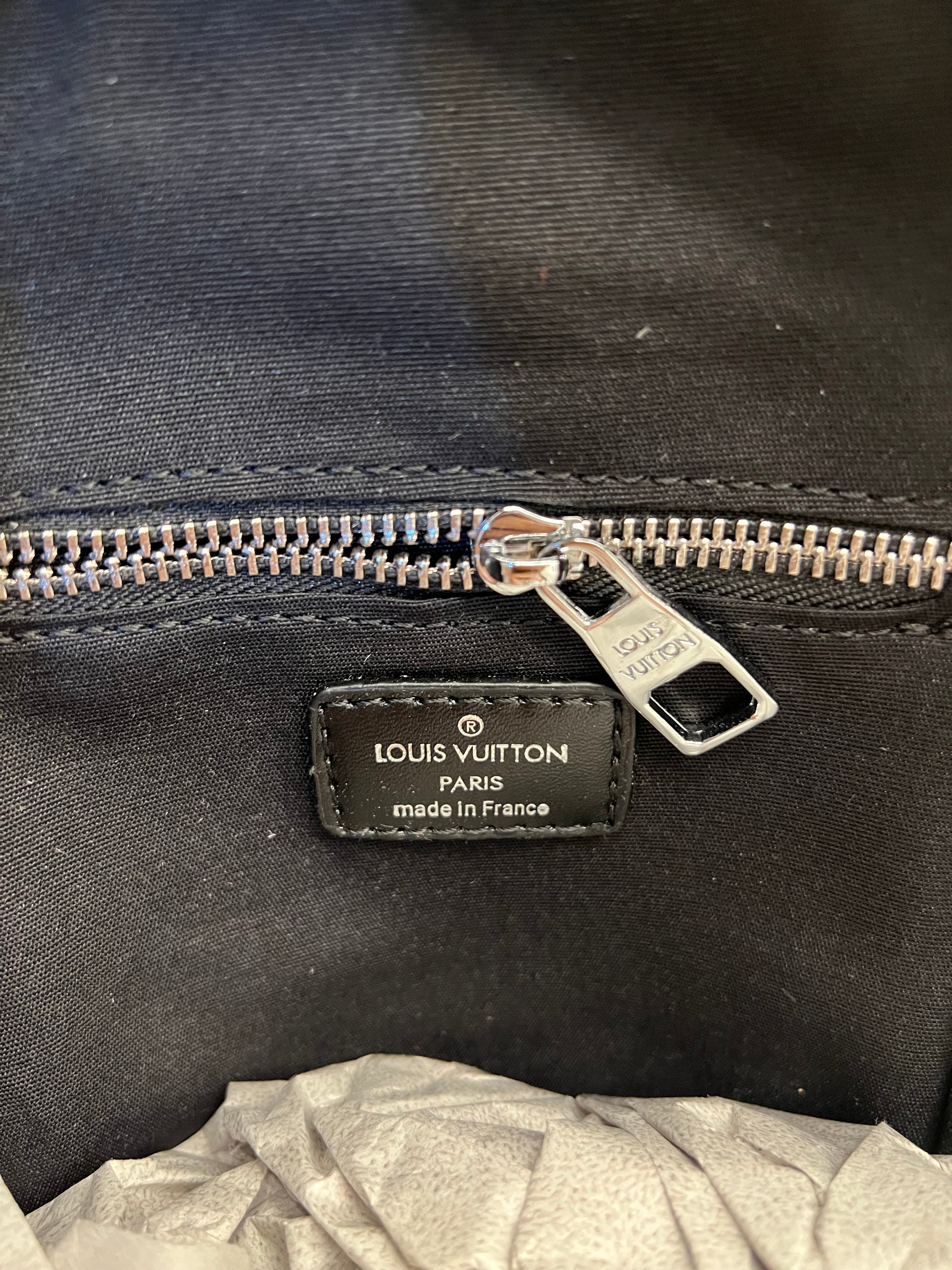 Louis Vuittion Shoulder Bag