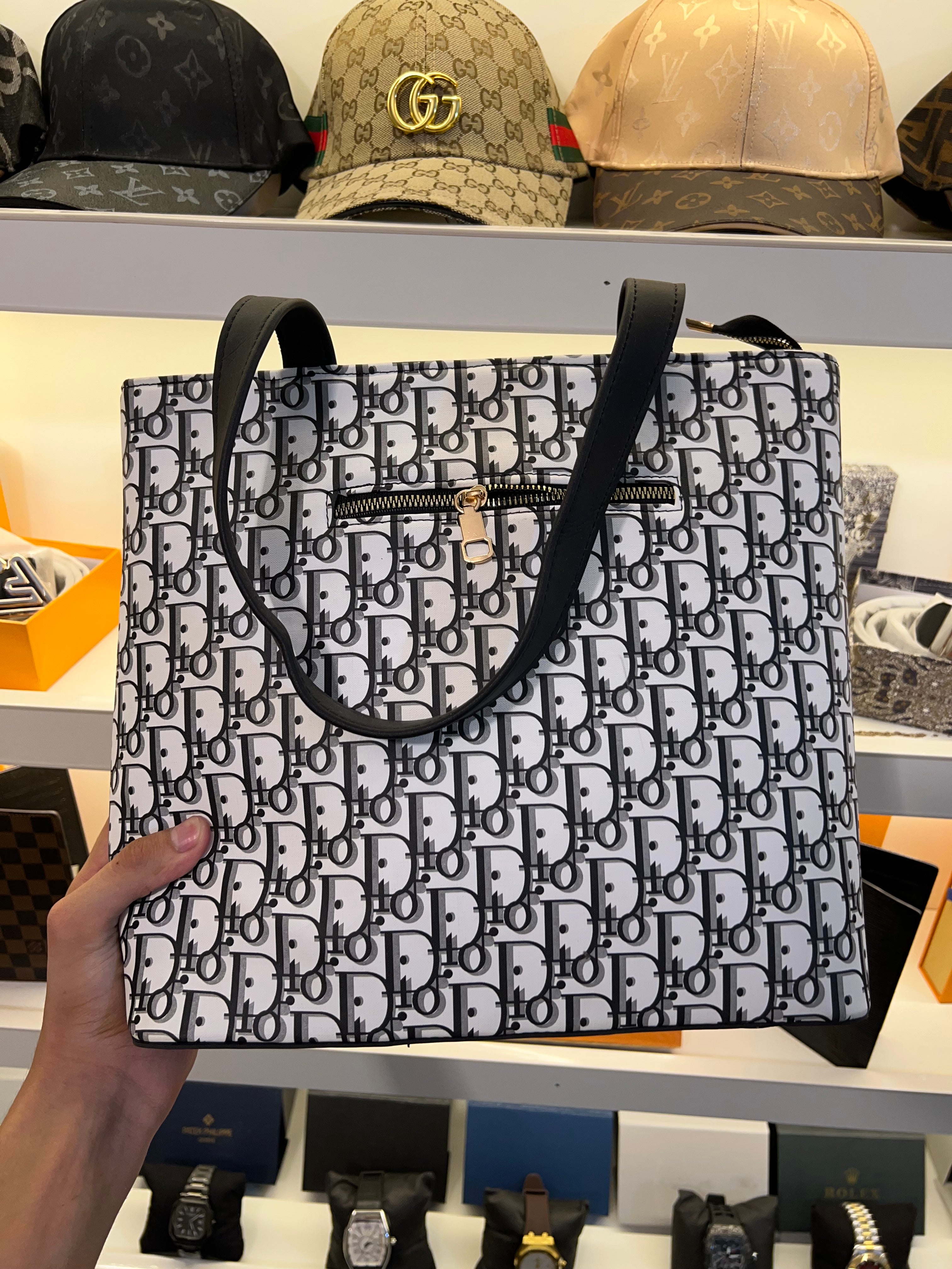 COACH LADIES BAG