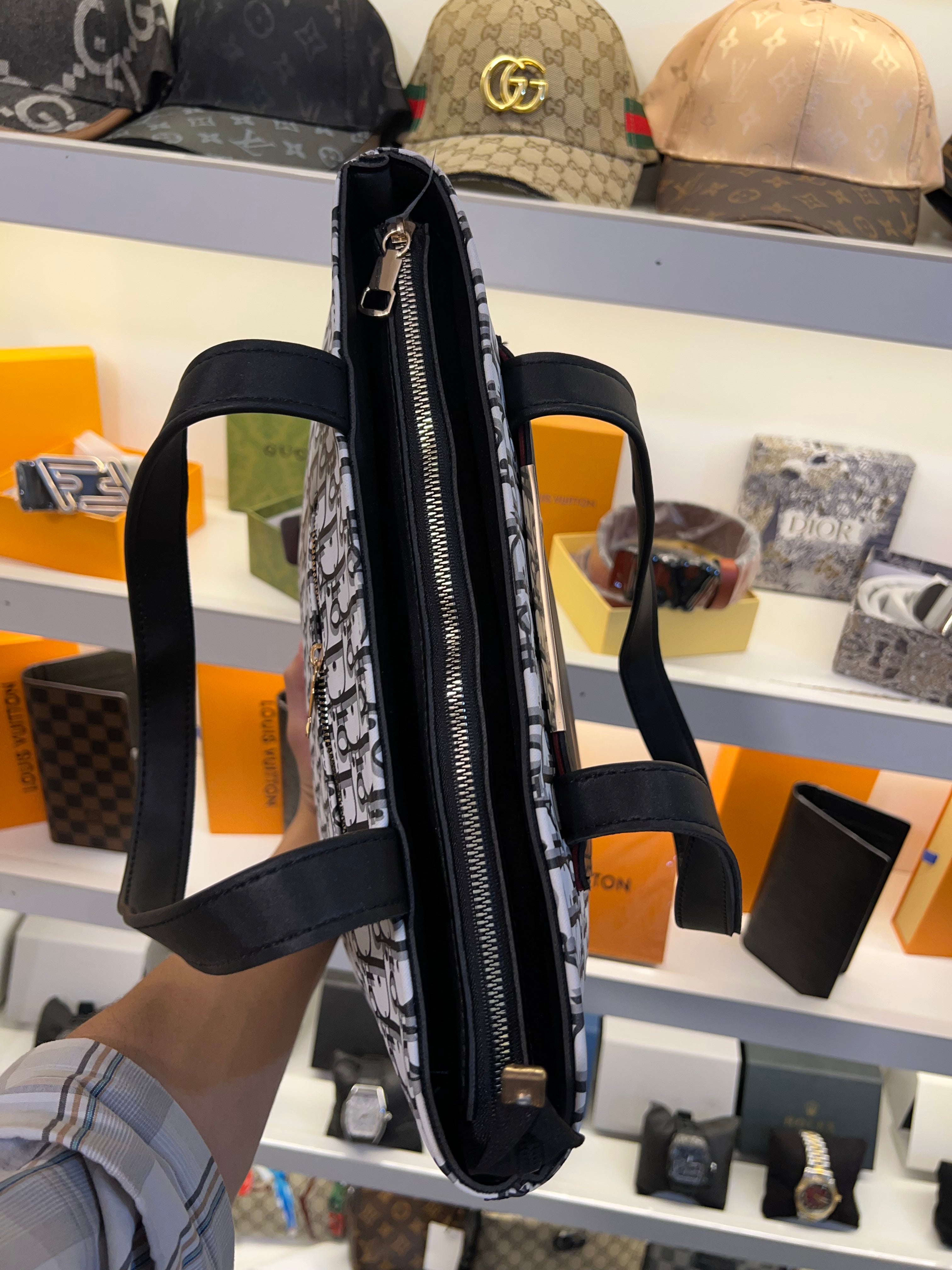 COACH LADIES BAG