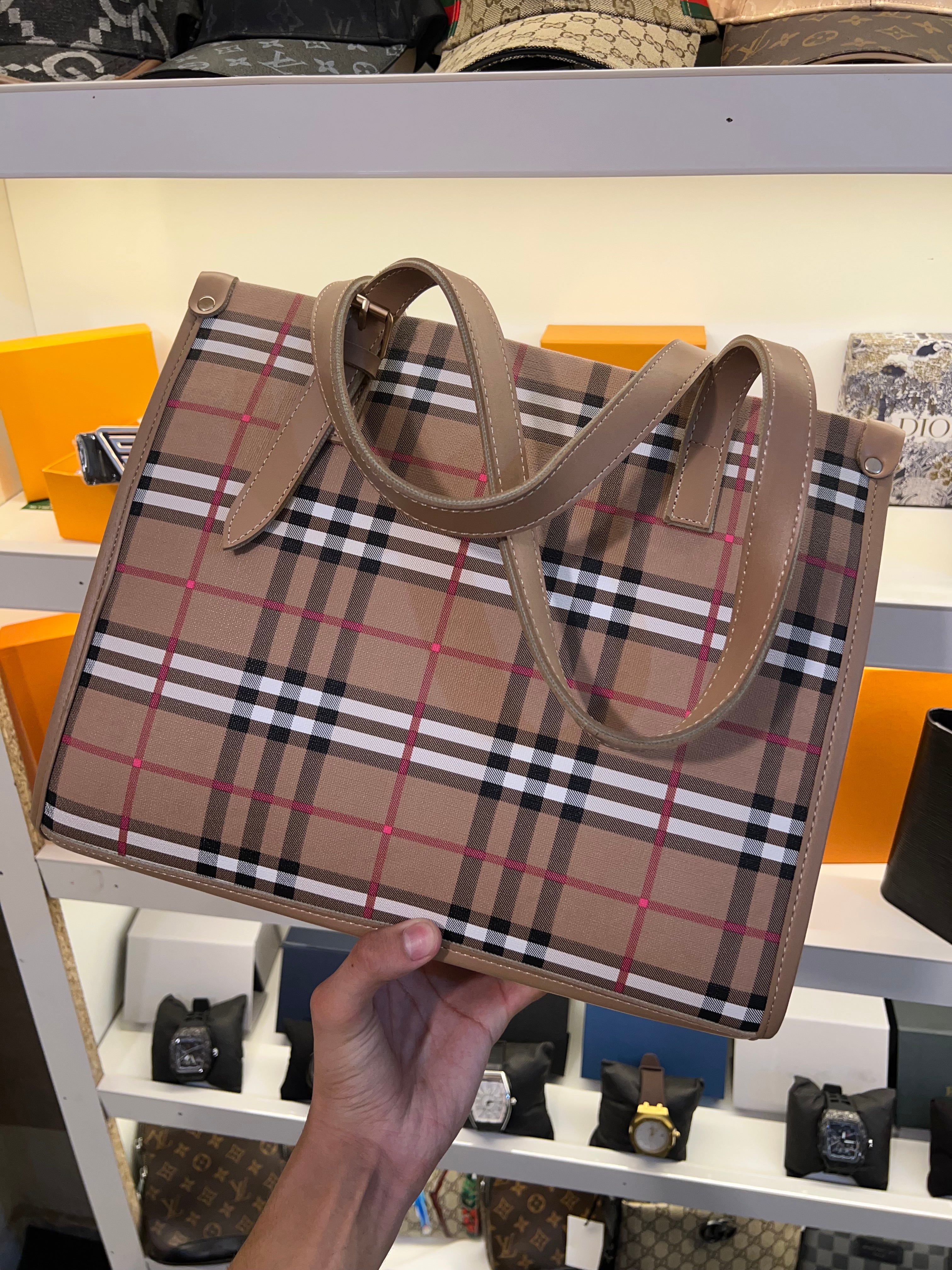 BURBERRY LADIES BAG