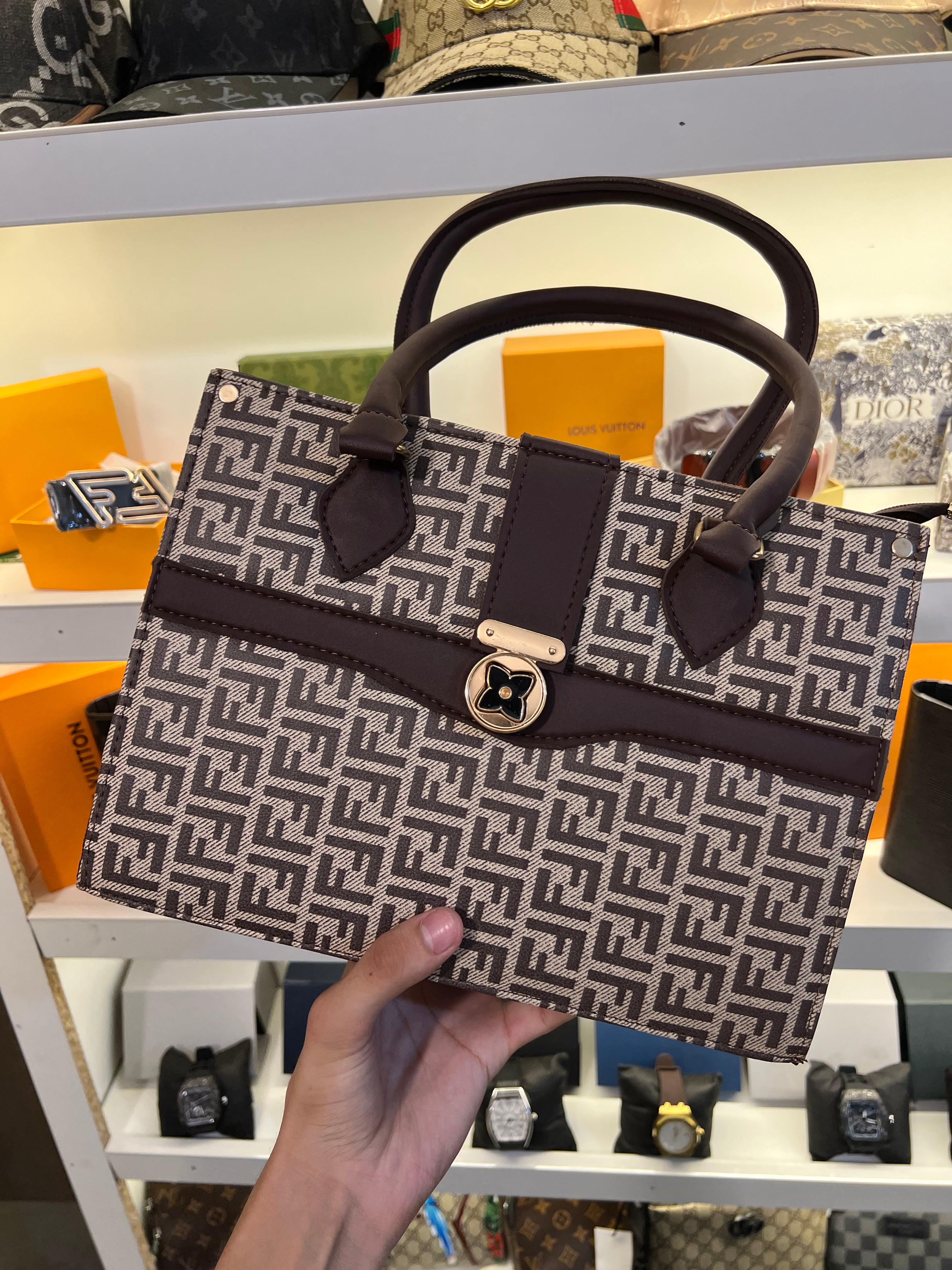 FENDI VUITTION LADIES BAG