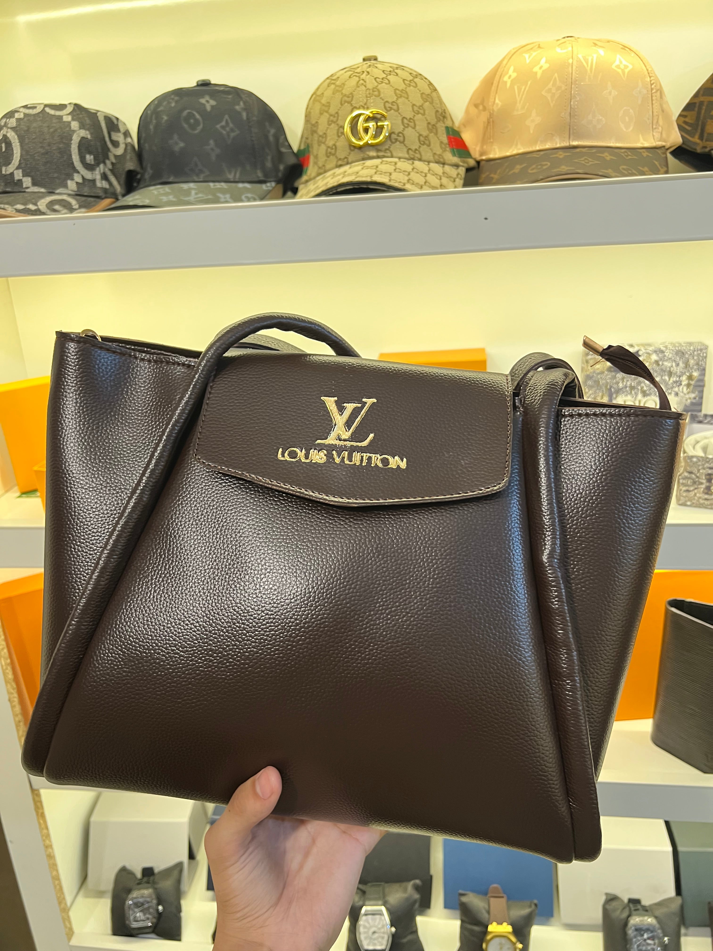 LOUIS VUITTION LADIES BAG