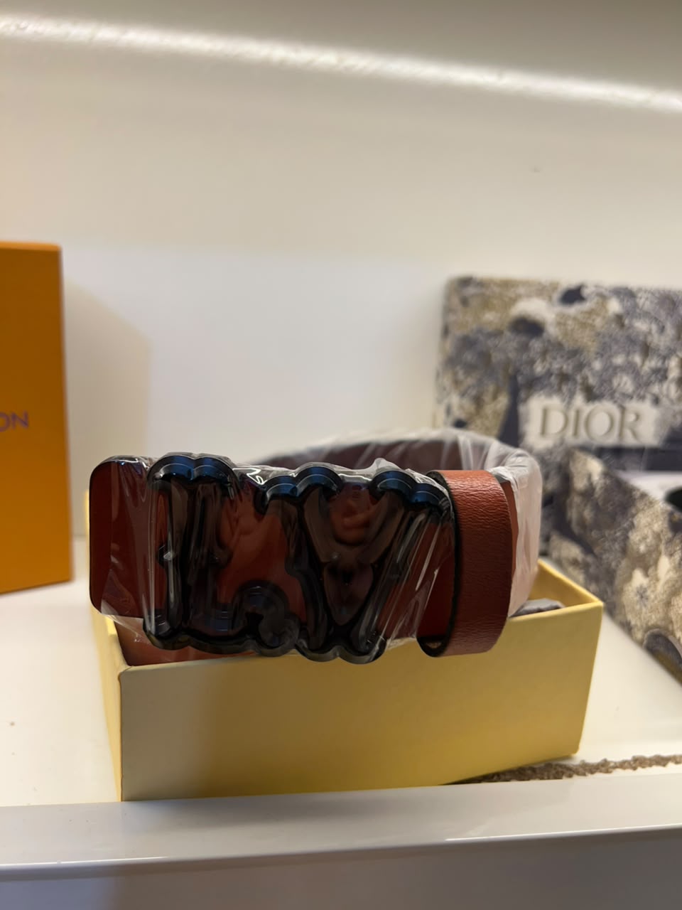 LOUIS VUTTION BELT