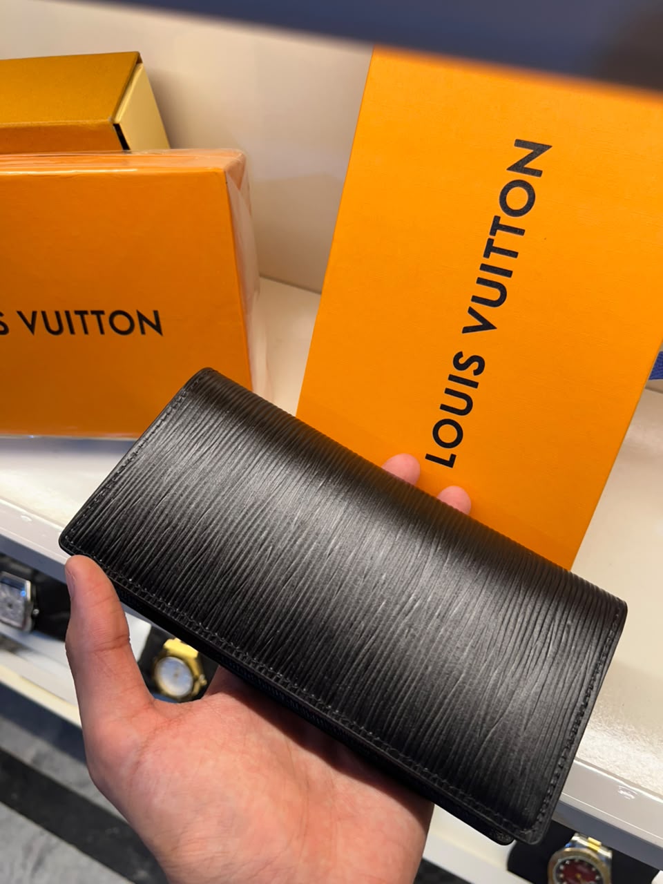 LV Premium Long Wallet (RIBBED)