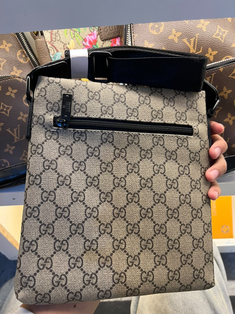 GUCCI TRAVELLING BAG
