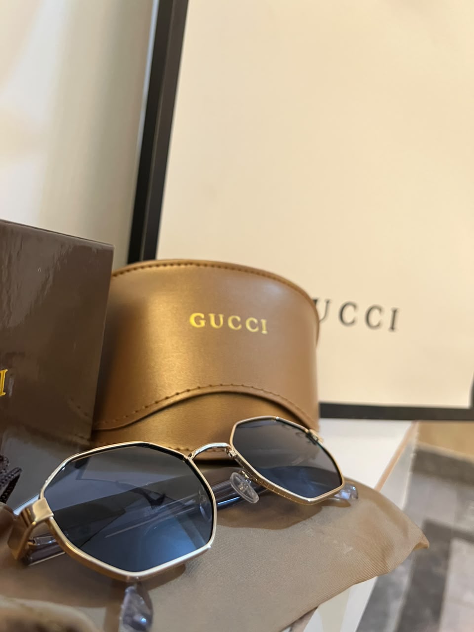 GUCCI GLASSES